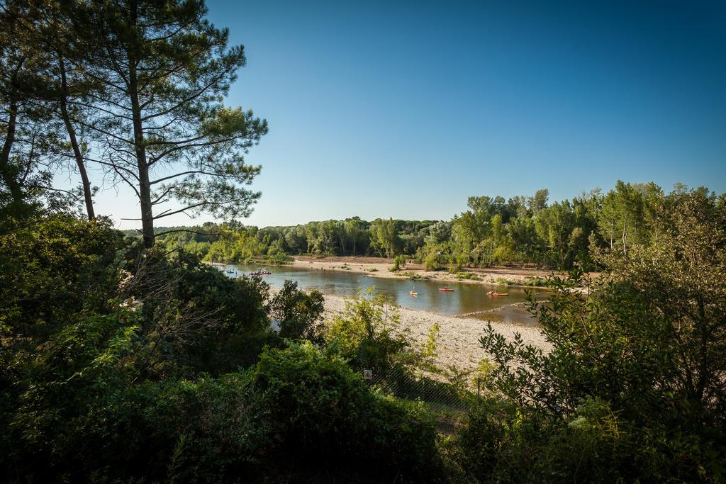 Camping La Sousta**** Remoulins Exteriör bild